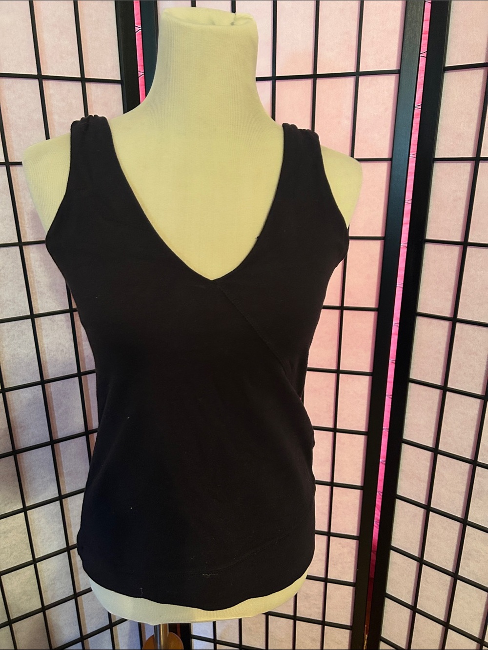Beyond Yoga Black V-Neck Tank Top